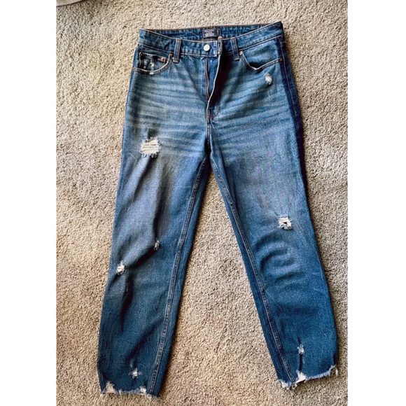 •Sold on Mercari•Abercrombie Simone High Rise Ankle Jeans 29 - Picture 3 of 7